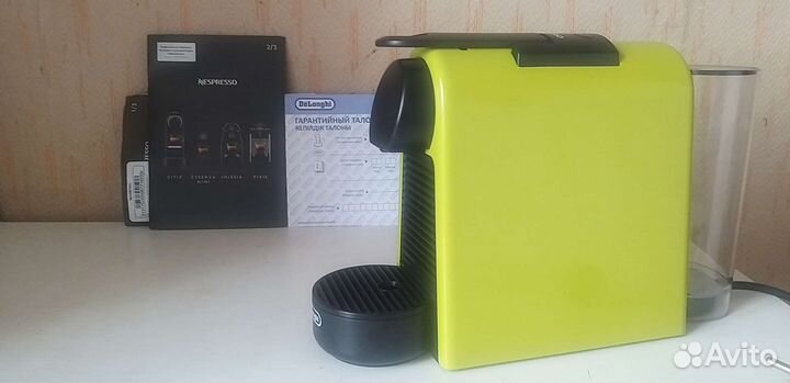 Кофемашина nespresso essenza mini