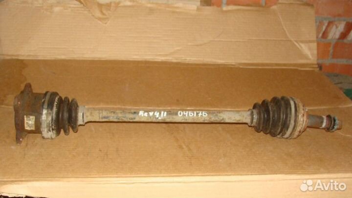 Задние полуоси Toyota rav4 05г