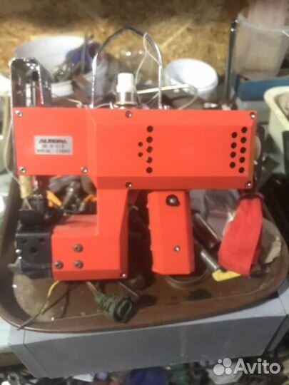 Швейная машина ручная