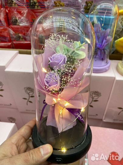 Вечная роза в колбе