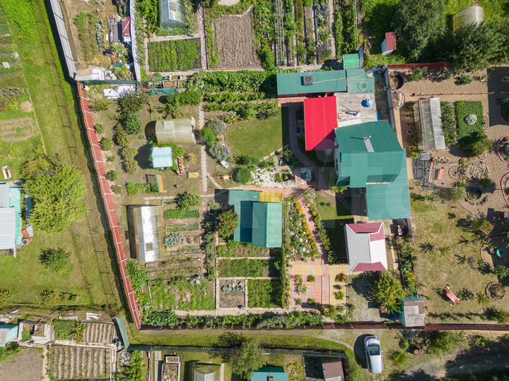 Дом 40 м² на участке 9,6 сот.