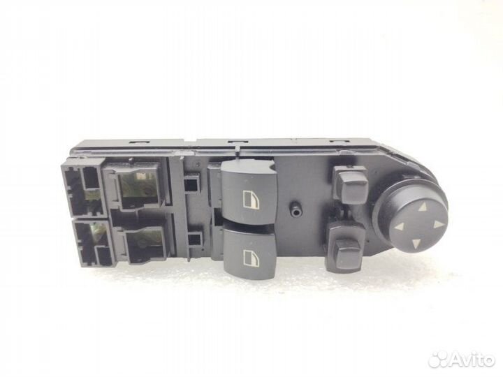 Блок управления стеклоподъемниками правый Bmw 6