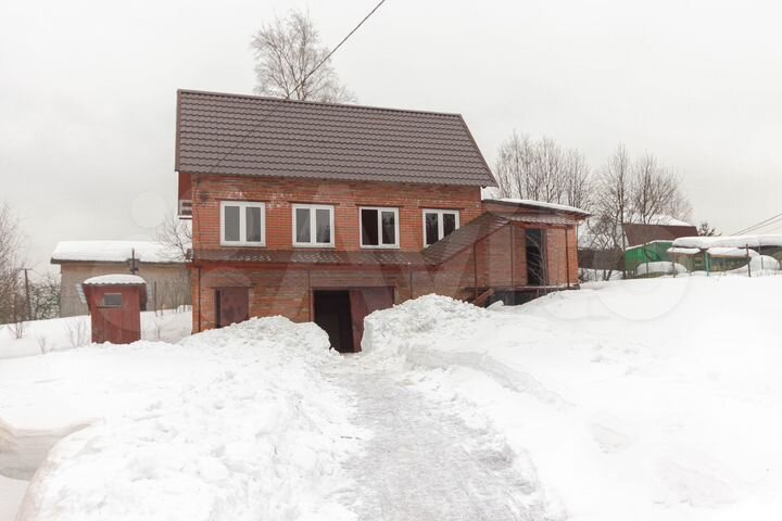 Дом 131 м² на участке 9 сот.