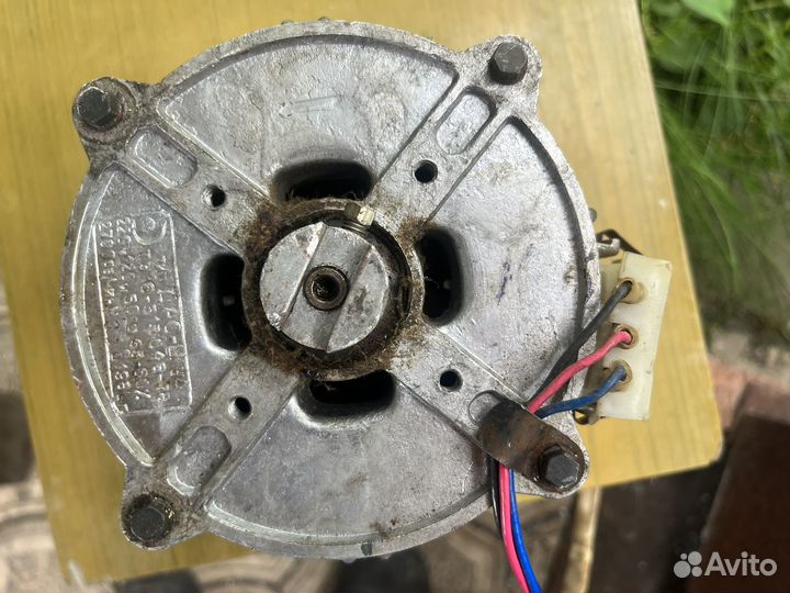 Двигатель стиральной машины