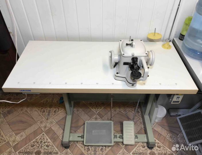 Швейная машинка для пошива меха Jack JK-T03