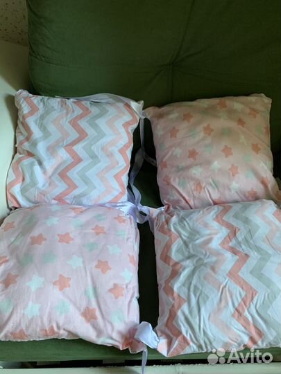 Бортики в кроватку и подушки