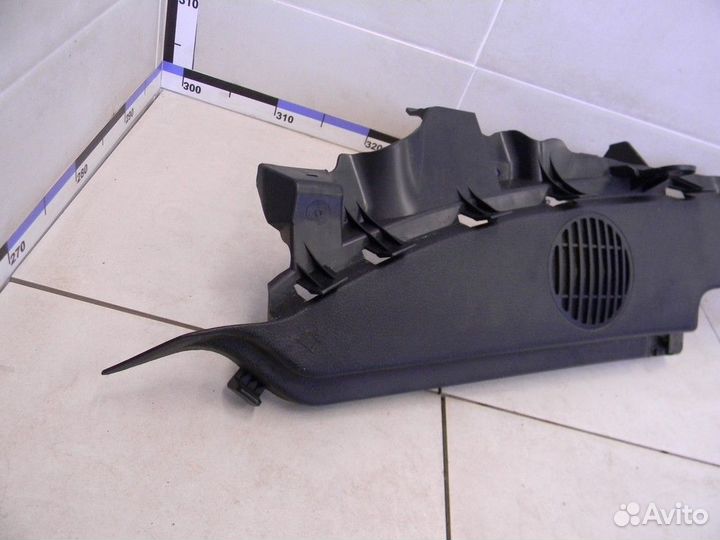 Держатель задней полки 1-серия E87/E81 2004