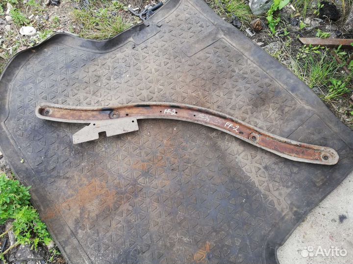 Балка передняя поперечная Форд Фокус 2