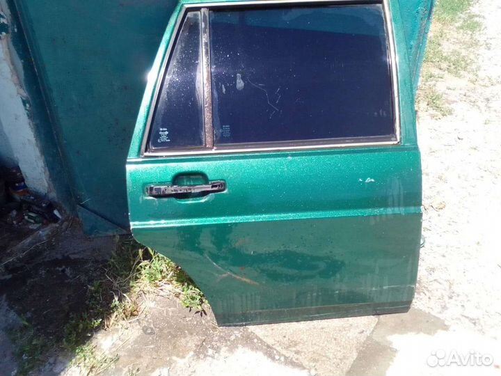 Двери на Фольксваген универсал Б2