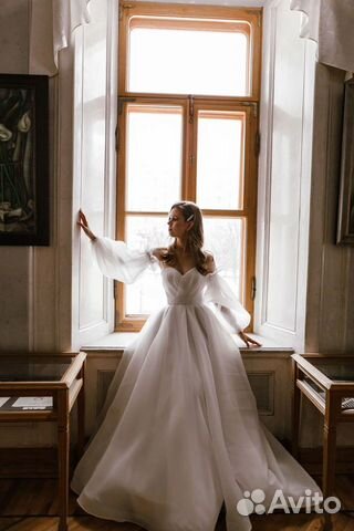 Стильное свадебное платье 42 размер