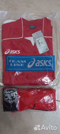 Форма футбольная, волейбольная Asics, новая