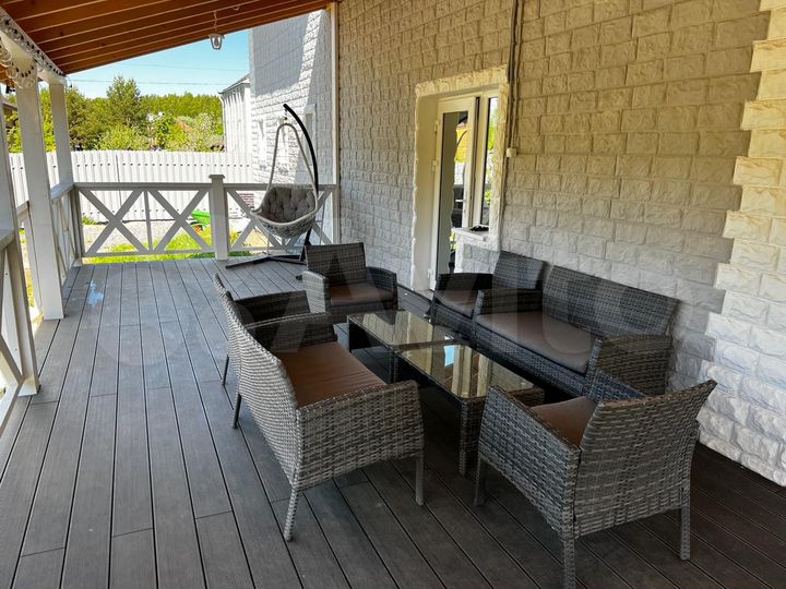 Дом 240 м² на участке 20 сот.