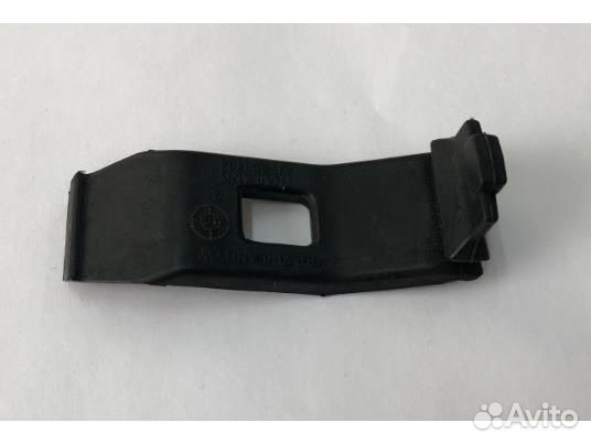 Защелка боковой панели резиновая(517306434)