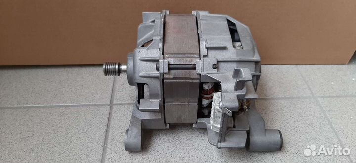 Двигатель от стиральной машины