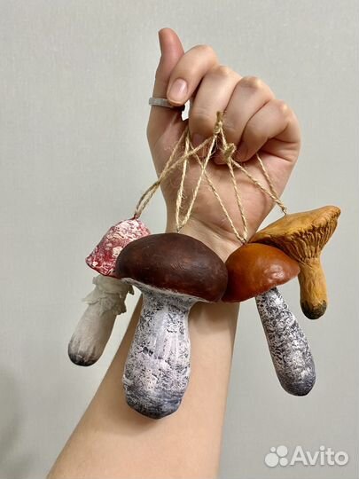 Елочные игрушки грибы