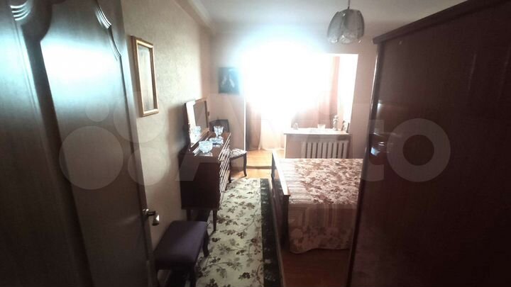 2-к. квартира, 52 м², 5/5 эт.