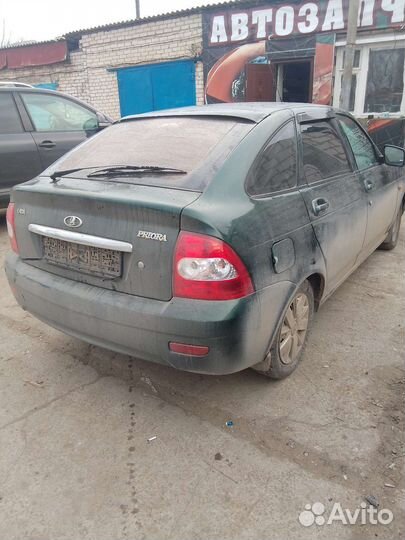 Крышка багажника LADA priora в отличном состоянии