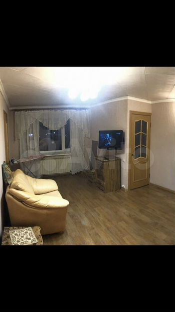 2-к. квартира, 43 м², 5/5 эт.