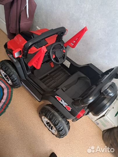 Детский электромобиль бу
