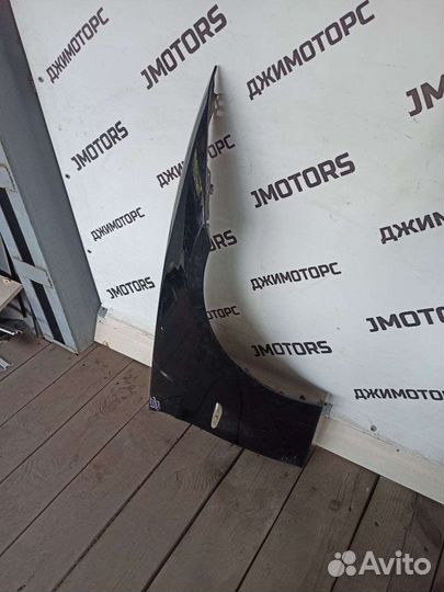 Крыло переднее правое BMW 3-series e90 дорестайл