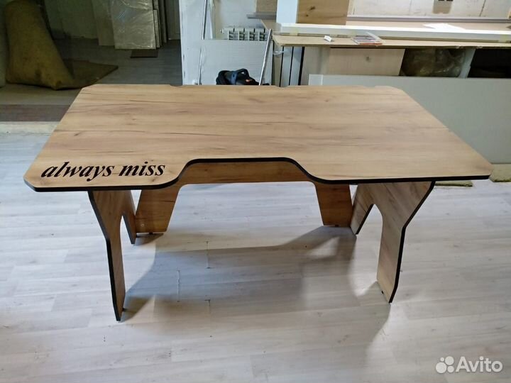 Игровой компьютерный стол - геймерский стол новые