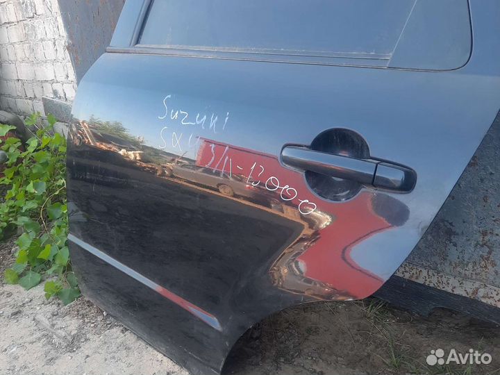 Задняя левая дверь suzuki sx4