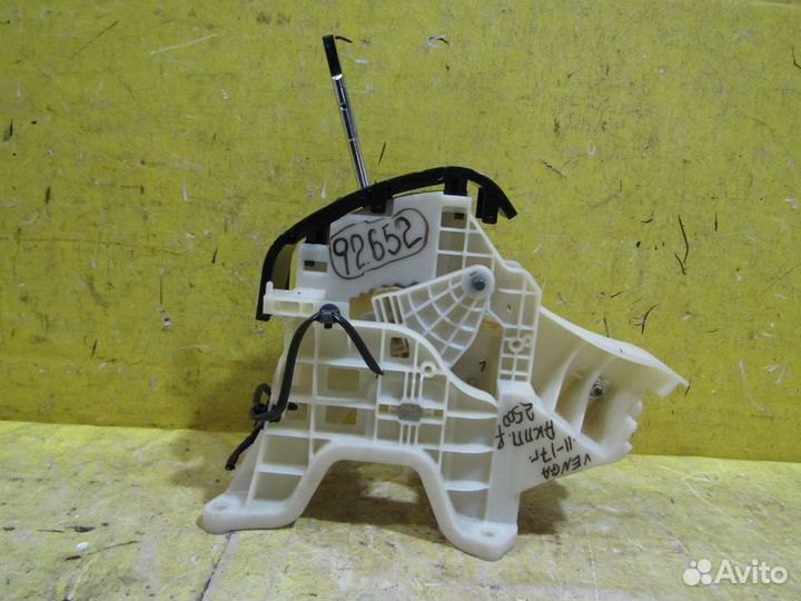 Селектор АКПП Kia Venga 11-17г 92652