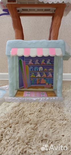 Кукольный домик + 8 кукол