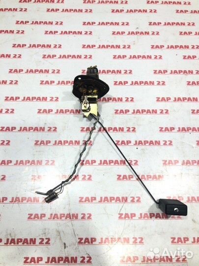 Датчик уровня топлива Mitsubishi L200 K74T 4D56