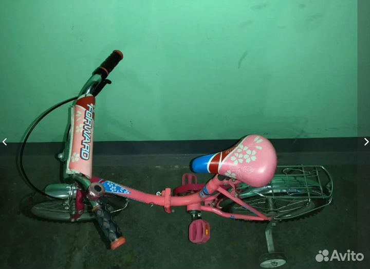 Продам красивый розовый велосипед + самокат в под