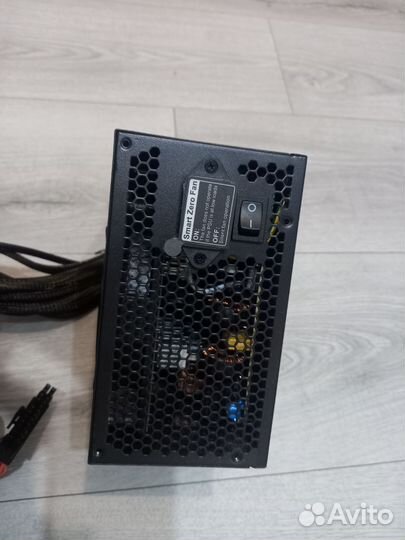 Блок питания Thermaltake TR2 S 700W