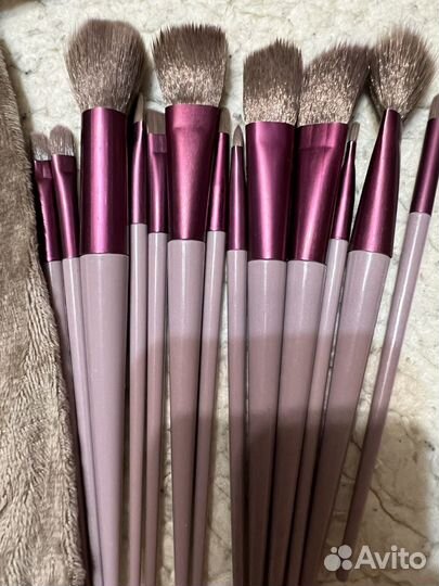 Кисти для макияжа новые