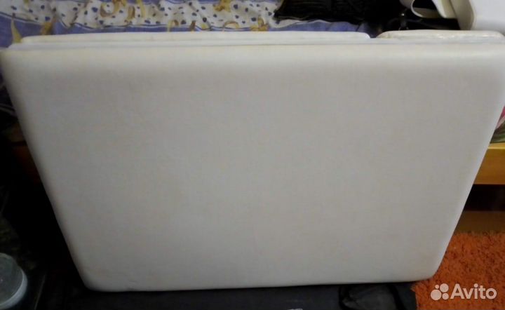 Массажная кушетка