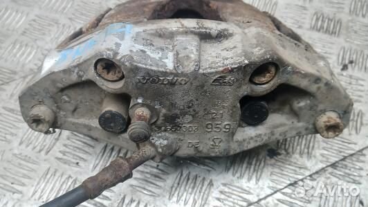 Суппорт тормозной передний левый volvo XC90 1 (8NK27P801)