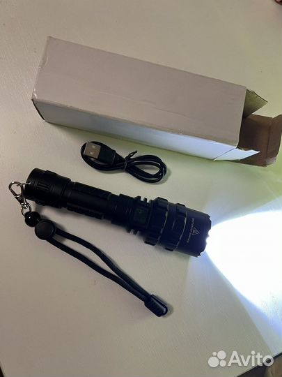 Фонарик светодиодный аккумуляторный