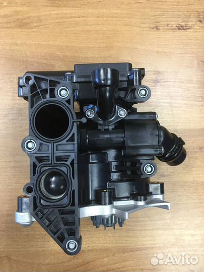 Насос водяной комплект(помпа+термостат+ремень) VAG