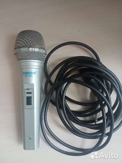 Караоке микрофон