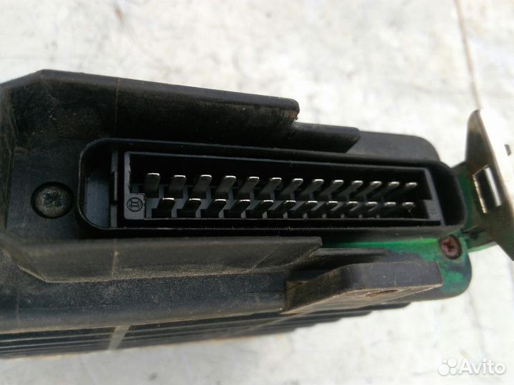 Блок управления двигателем Volkswagen Passat B3 RP