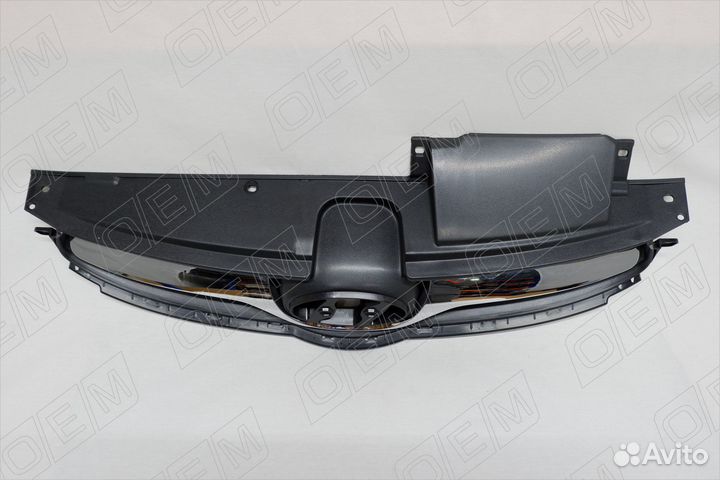 Решетка радиатора Hyundai Elantra 2011-2013