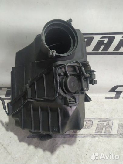 Корпус воздушного фильтра Audi A8 D3 2005—2007