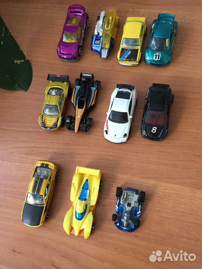 Машинки Hot Wheels