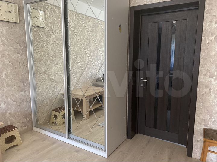 2-к. квартира, 56 м², 5/5 эт.