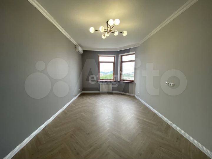 2-к. квартира, 77,7 м², 5/6 эт.