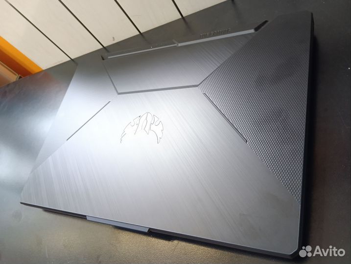 Игровой ноутбук Asus tuf gaming fx506l