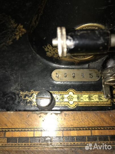 Швейная машинка 