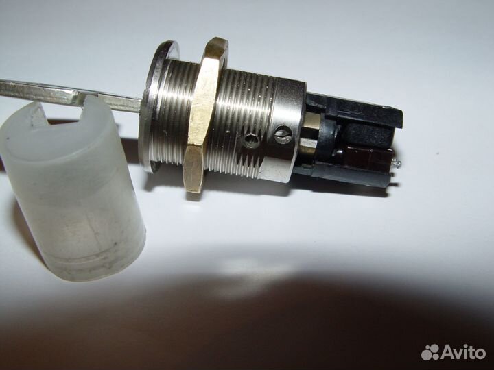 Замок зажигания электромашинок system DOM ix