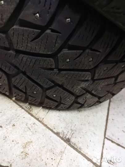 Yokohama Ice Guard Stud IG55 235/55 R18