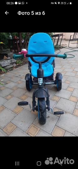 Трехколесный велосипед и самокат