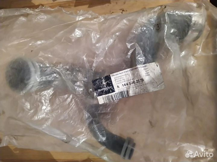 Патрубок охлаждения GL500 W164 A1645002275