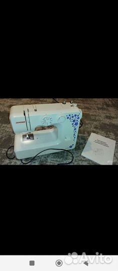 Швейная машина janome